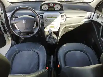 Veículo de Sucata lancia ypsilon (101) 1.3 jtd 16v do ano 2007 alimentado 843a2000