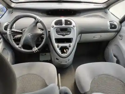 Scrapping Vehicle citroen xsara picasso (n68) 1.6 hdi of the year 2007 powered 9hx