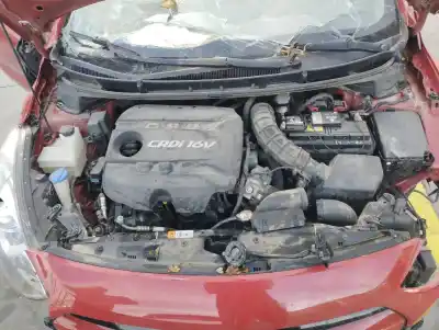 Veículo de Sucata hyundai i30 (gd) 1.4 crdi do ano 2013 alimentado d4fc