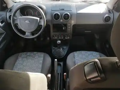 Véhicule à la ferraille ford fusion (cbk) 1.6 tdci cat de l'année 2005 alimenté hhja