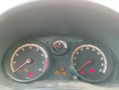 Veículo de Sucata opel corsa d 1.0 12v cat (a 10 xep / ldb) do ano 2010 alimentado a10xep