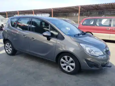 Scrapping Vehicle OPEL MERIVA B 1.7 16V CDTI of the year 2012 powered A17DTS