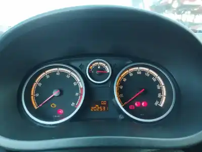 Veículo de Sucata opel corsa d (s07) 1.4 (l08 l68) do ano 2011 alimentado a14xer