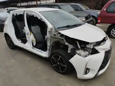 Veículo de Sucata TOYOTA YARIS (_P13_) 1.5 HYBRID (NHP130_) do ano 2018 alimentado 1NZ-FXE