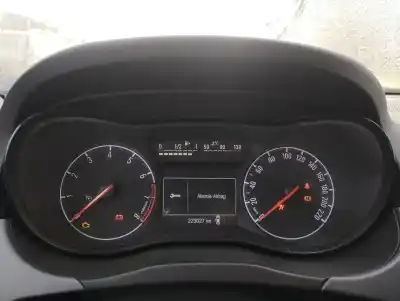 Здавання транспортного засобу opel corsa e 1.4 року 2015 потужний b14xer