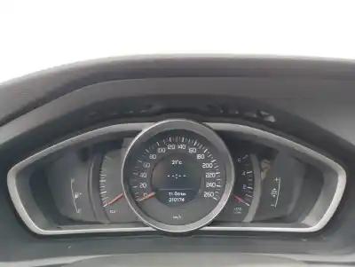 Veicolo di demolizione volvo v40 1.6 diesel cat dell'anno 2013 alimentato d4162t