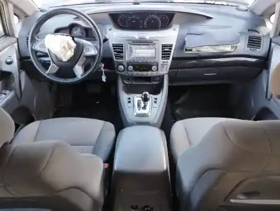 Veículo de Sucata ssangyong rodius ii 2.2 xdi do ano 2016 alimentado 672960