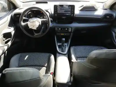 Veicolo di demolizione mazda 2 fastback (kb) 1.5 hybrid (kbac3x) dell'anno 2022 alimentato m15a