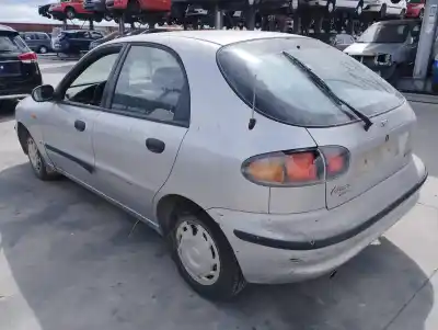 Veículo de Sucata daewoo lanos 1.4 cat do ano 2001 alimentado a13sms