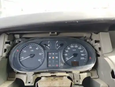 Veículo de Sucata renault trafic combi (ab 4.01) 1.9 diesel do ano 2002 alimentado f9q762