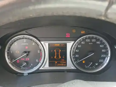 Veículo de Sucata suzuki vitara (ly) 1.6 ddis (apk 416d) do ano 2017 alimentado d16aa