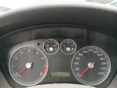 Veículo de Sucata ford focus berlina (cap) 1.6 16v cat do ano 2005 alimentado hwda