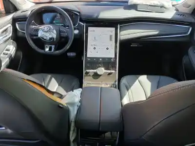 Vehicul casat mg rover marvel r ev (ep21) al anului 2023 alimentat 