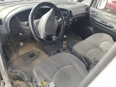 Veículo de Sucata hyundai h 1 2.5 turbodiesel cat do ano 2006 alimentado d4bh