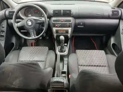 Sloopvoertuig seat                                               leon (1m1)                                                                                                                                                                                                                                                 1.9 tdi                                                                                                                                                                                                                                                    van het jaar 2005 aangedreven asz