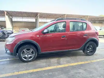 Veículo de Sucata DACIA SANDERO II TCE 90 (B8M1, B8MA) do ano 2017 alimentado H4B408