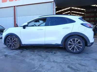Veicolo di demolizione ford puma (j2k, cf7) 1.0 ecoboost dell'anno 2022 alimentato b7ja,b7jb,b7je