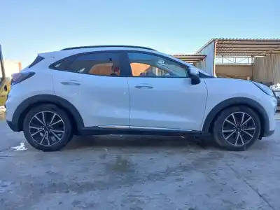 Veicolo di demolizione ford puma (j2k, cf7) 1.0 ecoboost dell'anno 2022 alimentato b7ja,b7jb,b7je