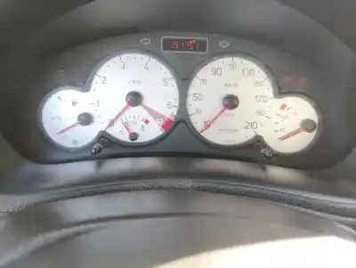 Veículo de Sucata peugeot 206 berlina 1.6 16v cat do ano 2002 alimentado nfu