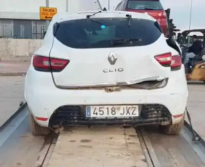 Verschrottungsfahrzeug RENAULT CLIO IV (BH_)  des Jahres 2017 angetrieben D4F740