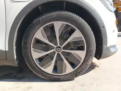 Vehicul casat renault megane e-tech suv ev60 al anului 2023 alimentat 6am 402