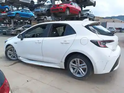 Veículo de Sucata toyota corolla hatchback (_e21_, _ea1_, _eh1_) 1.8 hybrid (zwe211) do ano 2019 alimentado 2zrfxe