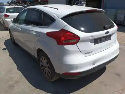 Veicolo di demolizione ford focus iii 2.0 tdci dell'anno 2015 alimentato t7db