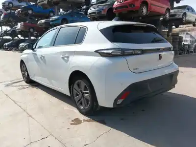 Vehículo de desguace peugeot 308 iii (fb_, fh_, fp_, f3_, fm_) bluehdi 130 (fbyhzl fbyhzt) del año 2022 con motor yh01