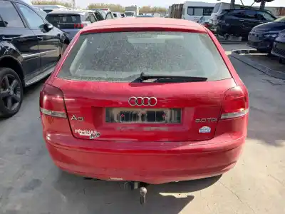 Veículo de Sucata audi a3 sportback (8pa) 2.0 tdi 16v do ano 2006 alimentado bkd