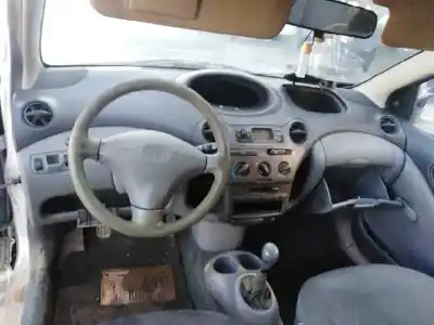 Veículo de Sucata toyota yaris (_p1_) 1.0 (scp10_) do ano 1999 alimentado 1sz-fe
