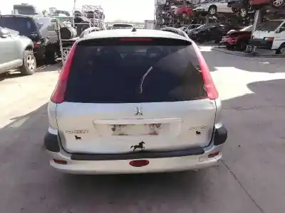 Veículo de Sucata peugeot 206 berlina 1.6 16v cat do ano 2002 alimentado nfu