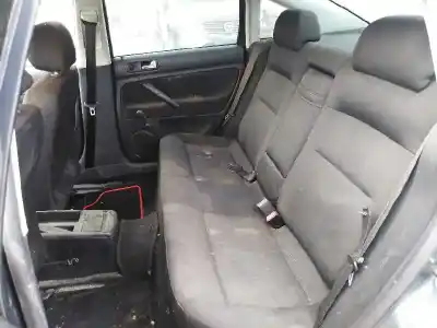 Veículo de Sucata volkswagen passat b5.5 (3b3) 1.8 t 20v do ano 2003 alimentado awx