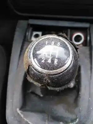 Veículo de Sucata volkswagen passat b5.5 (3b3) 1.8 t 20v do ano 2003 alimentado awx