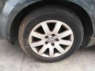 Veículo de Sucata volkswagen passat b5.5 (3b3) 1.8 t 20v do ano 2003 alimentado awx