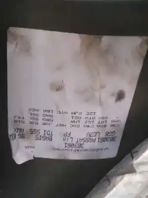 Veículo de Sucata volkswagen passat b5.5 (3b3) 1.8 t 20v do ano 2003 alimentado awx