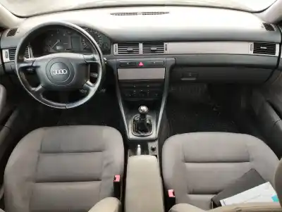 Sloopvoertuig audi a6 c5 (4b2) 2.5 tdi van het jaar 2001 aangedreven akn