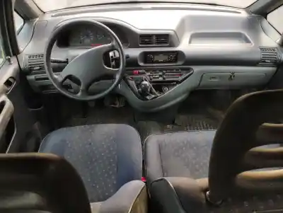 Vehicul casat citroen jumpy 2.0 hdi cat (rhx / dw10bted) al anului 2003 alimentat rhx