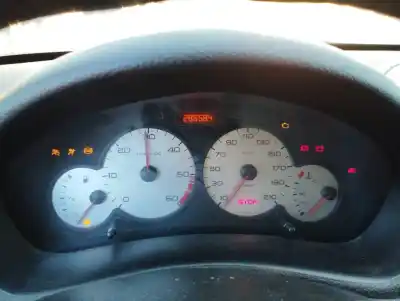 Veículo de Sucata peugeot 206 sw (2e/k) 1.4 hdi do ano 2004 alimentado 8hx