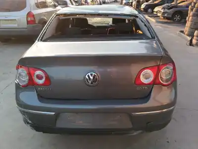 Veículo de Sucata volkswagen passat b6 (3c2) 2.0 tdi 16v do ano 2006 alimentado bkp