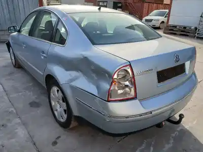 Veículo de Sucata volkswagen passat b5.5 (3b3) 1.9 tdi do ano 2002 alimentado avf