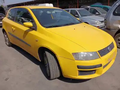 Veículo de Sucata FIAT STILO (192_) 1.9 JTD (192_XE1A) do ano 2003 alimentado 192A1000
