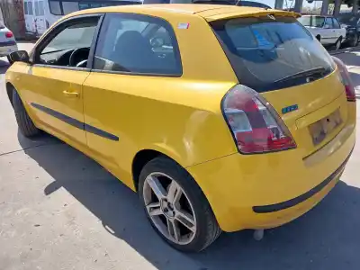 Veículo de Sucata fiat stilo (192_) 1.9 jtd (192_xe1a) do ano 2003 alimentado 192a1000