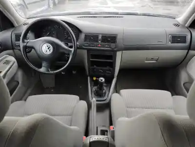 Scrapping Vehicle volkswagen golf iv (1j1) 1.6 of the year 1998 powered akl