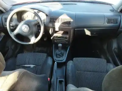 Veículo de Sucata volkswagen golf iv (1j1) 1.9 tdi do ano 1998 alimentado ahf