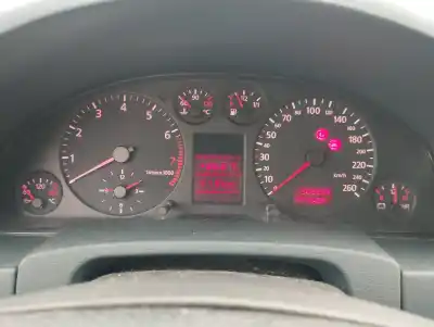 Veículo de Sucata audi a6 berlina (4b2) 2.8 do ano 1997 alimentado ack