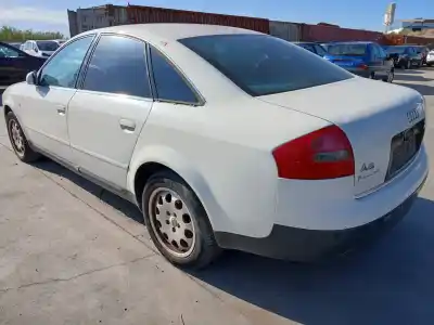 Sloopvoertuig audi a6 c5 (4b2) 2.5 tdi van het jaar 2001 aangedreven akn