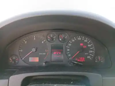 Sloopvoertuig audi a6 c5 (4b2) 2.5 tdi van het jaar 2001 aangedreven akn