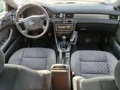 Scrapping Vehicle audi a6 c5 (4b2) 2.5 tdi of the year 2001 powered akn