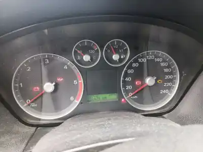 Veículo de Sucata ford focus ii (da_, hcp, dp) 1.6 tdci do ano 2004 alimentado g8da