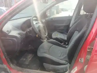 Здавання транспортного засобу peugeot 206 fastback (2a/c) 1.4 hdi eco 70 року 2006 потужний 8hz Здавання транспортного засобу peugeot 206 fastback (2a/c) 1.4 hdi eco 70 року 2006 потужний 8hz